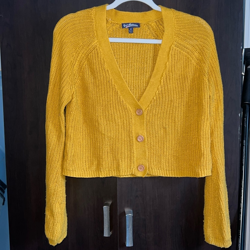 Cropped Shaker Cardigan